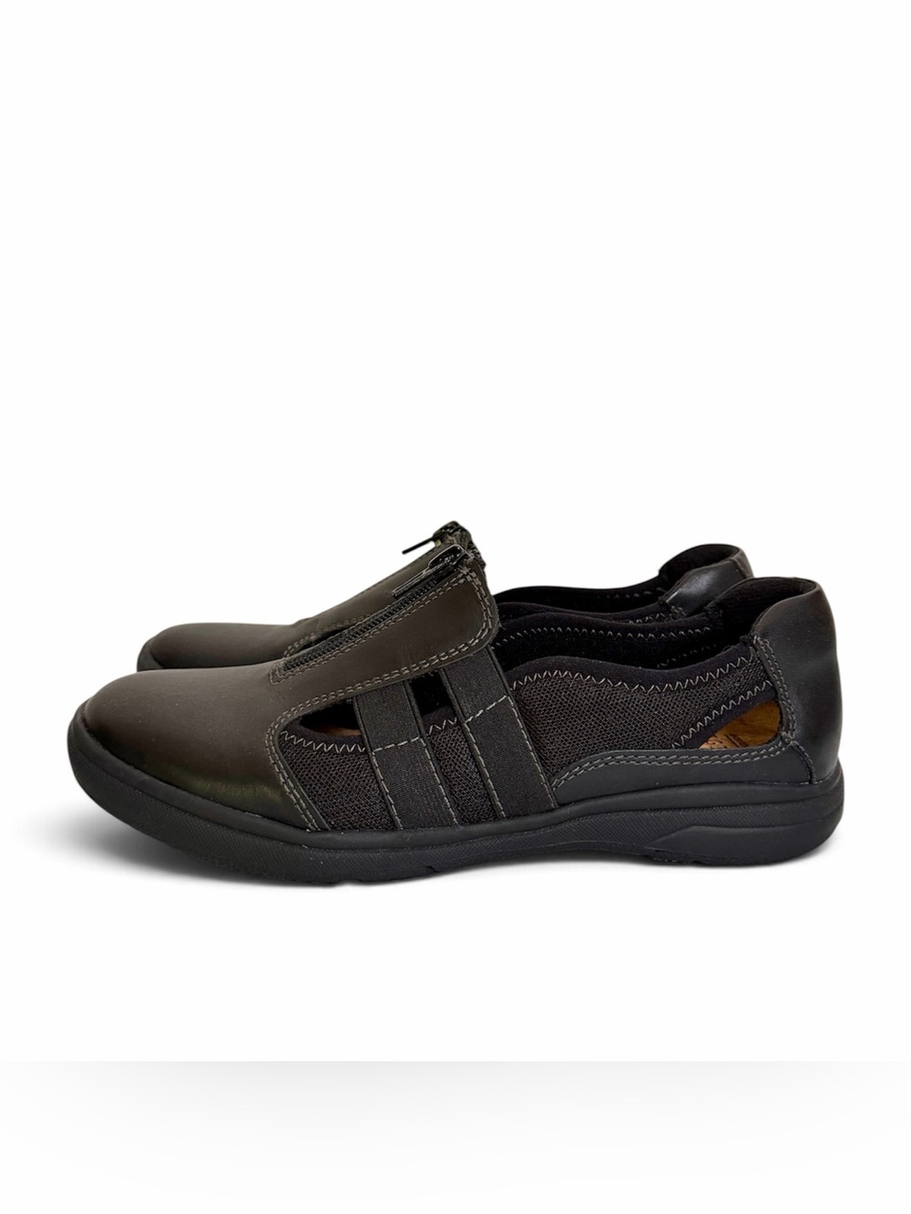 Earth Origins Eisha Leather Slip On Women’s size 7